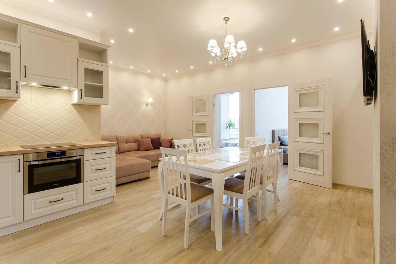 2-Roomed Apartment With Living Room Одесса Экстерьер фото