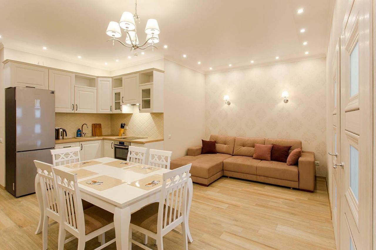 2-Roomed Apartment With Living Room Одесса Экстерьер фото